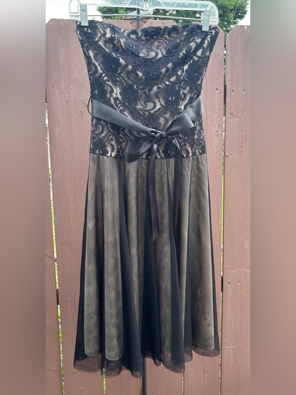 Alexia Admor Black Strapless Lace Dress with Satin Waist Bow